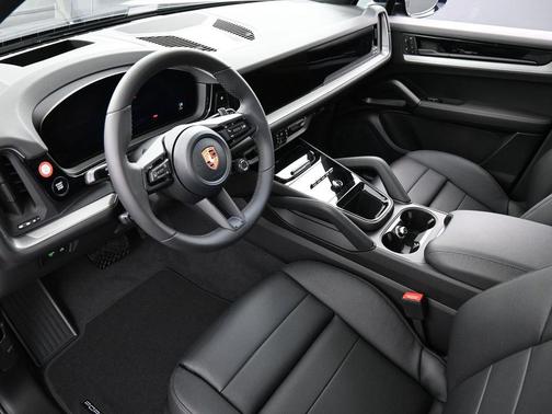 2026 Porsche Cayenne Base