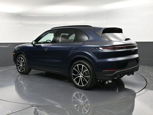 2026 Porsche Cayenne Base