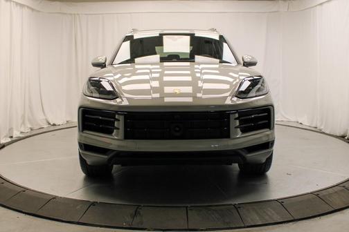 2025 Porsche Cayenne S