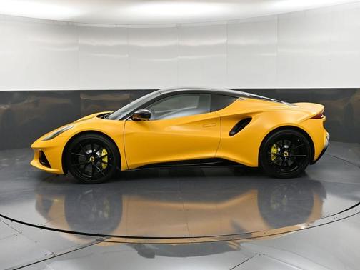 2025 Lotus Emira V6