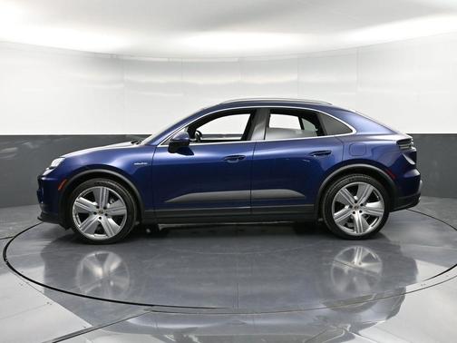 2024 Porsche Macan 4