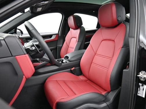 2026 Porsche Cayenne AWD