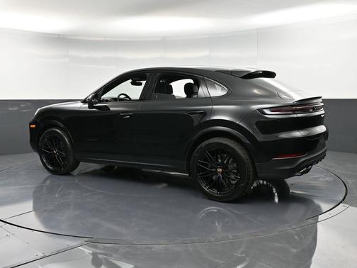 2026 Porsche Cayenne AWD