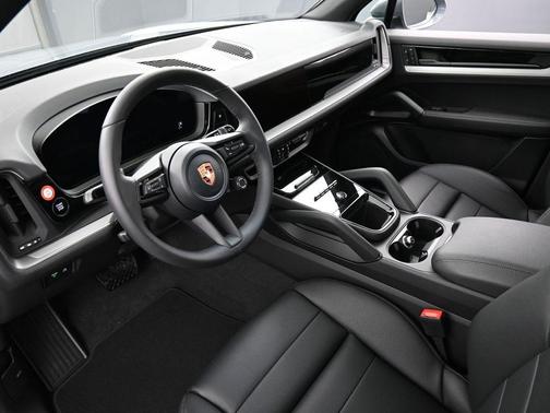 2026 Porsche Cayenne Base