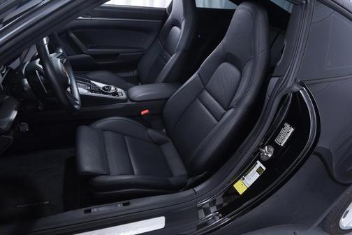 2021 Porsche 911 Carrera 4