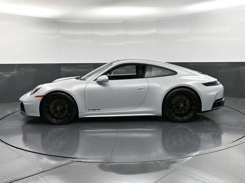 2026 Porsche 911 Carrera GTS