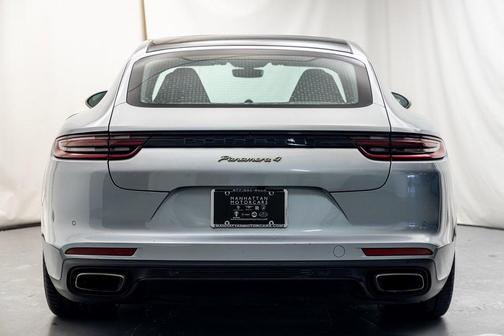 2019 Porsche Panamera E-Hybrid 4
