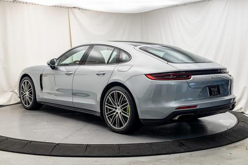 2019 Porsche Panamera E-Hybrid 4