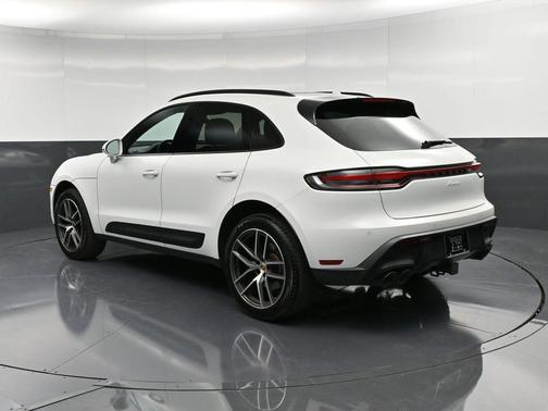 2023 Porsche Macan 