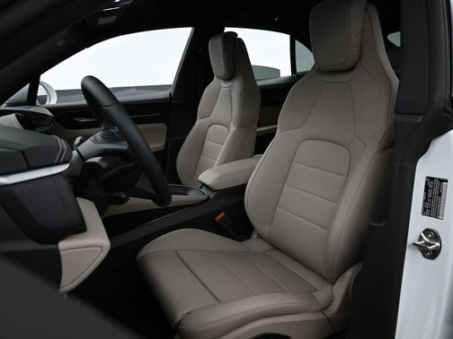 2024 Porsche Macan 4