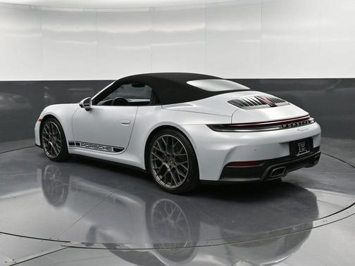 2025 Porsche 911 