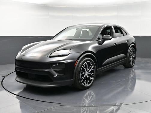2025 Porsche Macan 4