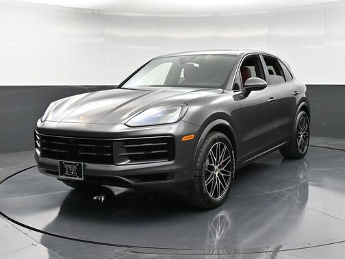 2025 Porsche Cayenne S