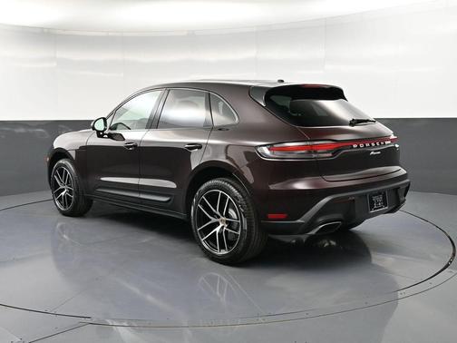Copper 2026 Porsche Macan Base