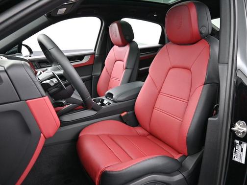 2026 Porsche Cayenne AWD