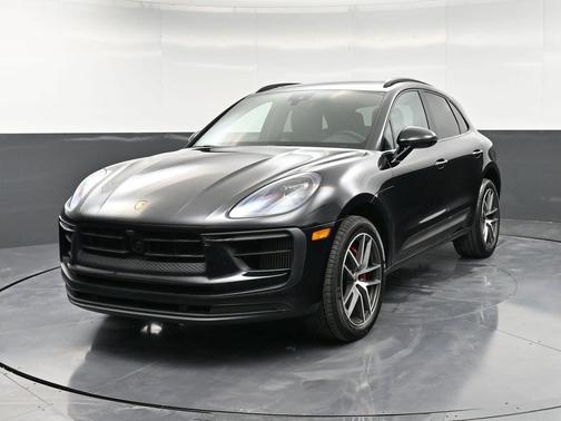 2023 Porsche Macan S