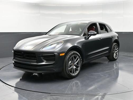 2025 Porsche Macan Base