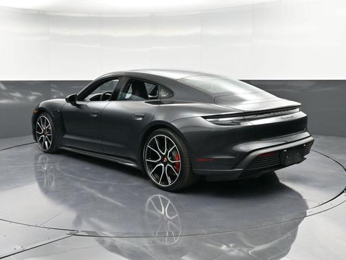 2025 Porsche Taycan 4S