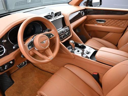 2022 Bentley Bentayga V8