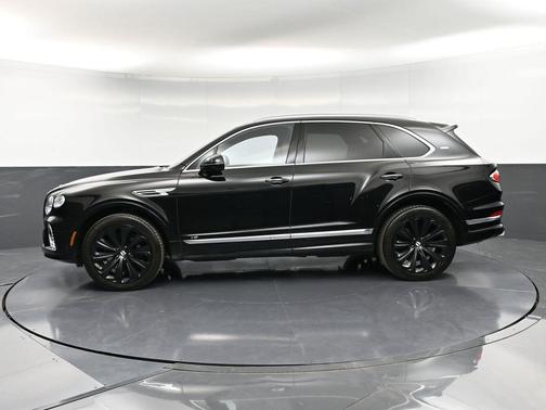 2022 Bentley Bentayga V8
