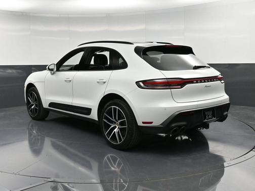 2024 Porsche Macan 