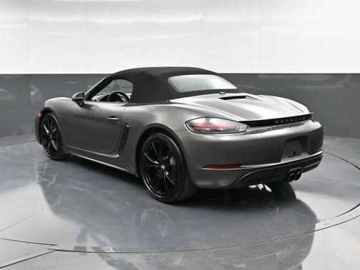 2025 Porsche 718 Boxster Base