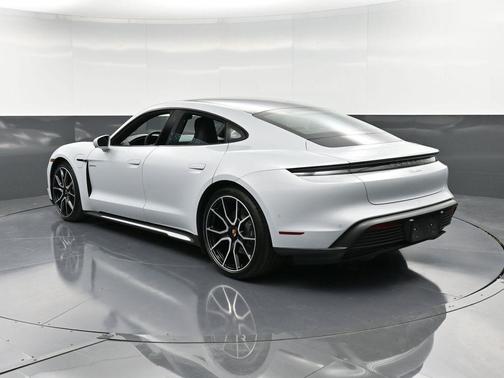 2025 Porsche Taycan Base