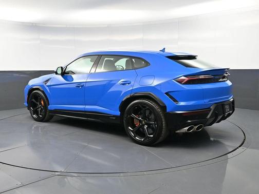 Blue 2025 Lamborghini Urus SE