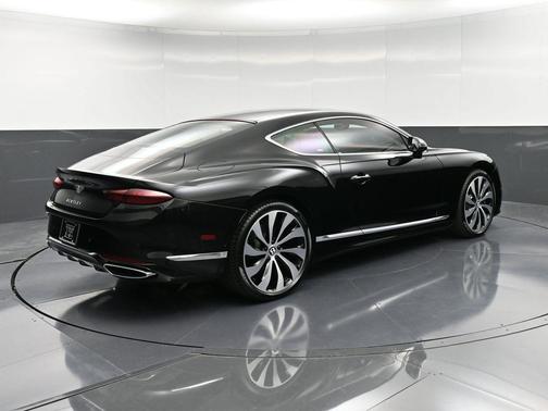 2026 Bentley Continental GT 