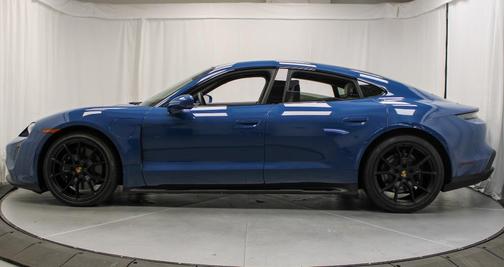 2023 Porsche Taycan GTS