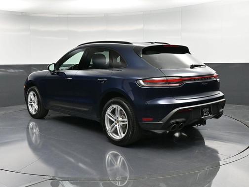 2023 Porsche Macan 