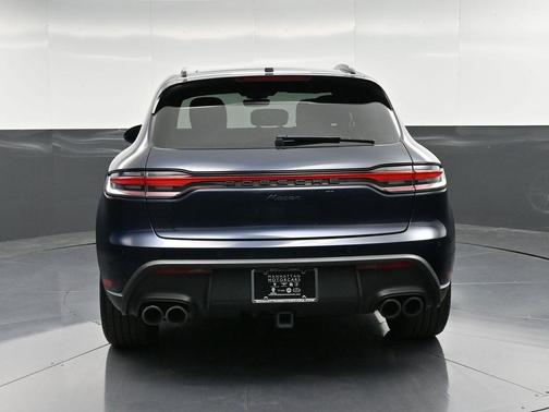 2023 Porsche Macan 