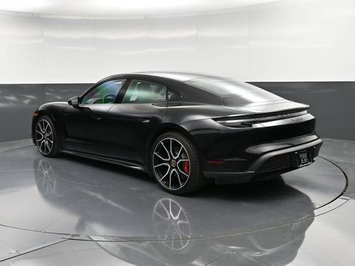 2023 Porsche Taycan 4S