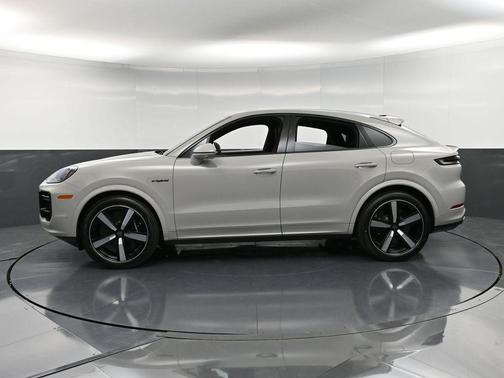 2026 Porsche Cayenne Turbo