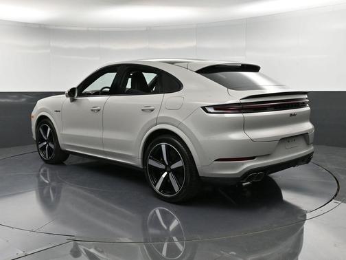 2026 Porsche Cayenne Turbo