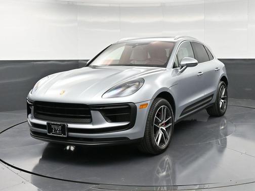 2022 Porsche Macan S