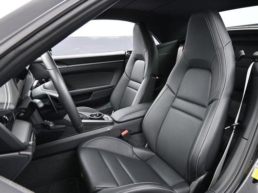 2025 Porsche 911