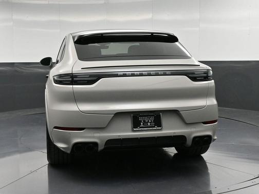 2023 Porsche Cayenne S Coupe AWD