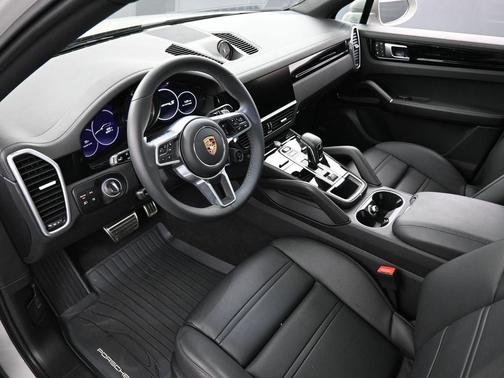 2023 Porsche Cayenne S Coupe AWD