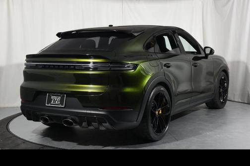 2024 Porsche Cayenne Turbo GT
