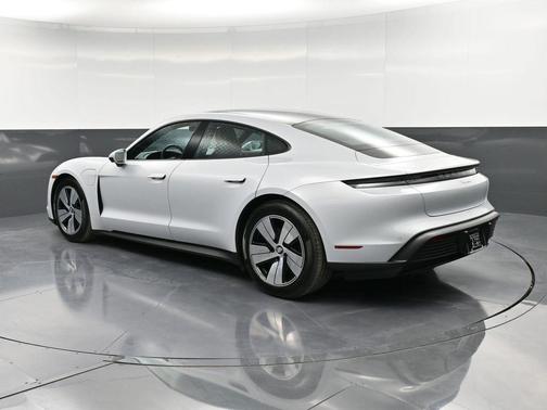 2024 Porsche Taycan Base
