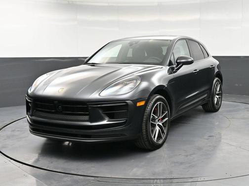 2026 Porsche Macan S