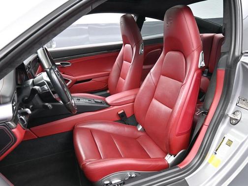 2017 Porsche 911 Turbo