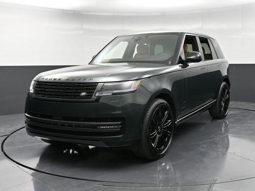 2025 Land Rover Range Rover P400 SE