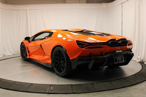 2024 Lamborghini Revuelto Base
