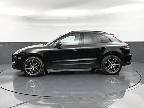 2023 Porsche Macan 
