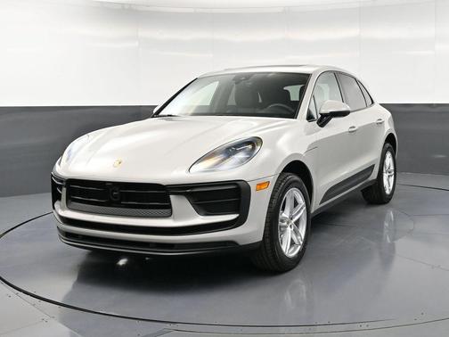Chalk 2026 Porsche Macan Base