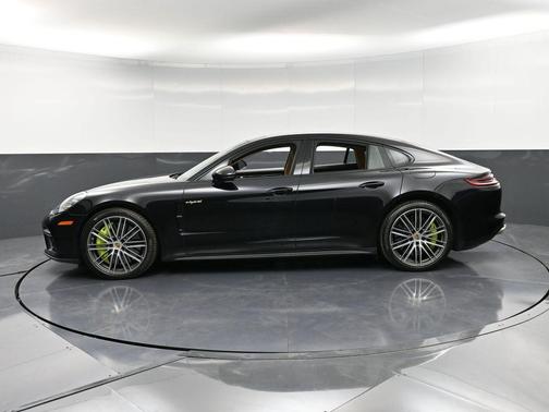 2018 Porsche Panamera Turbo S
