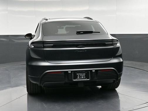2024 Porsche Macan 4