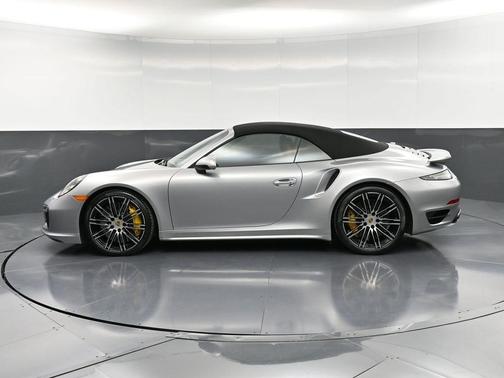 2015 Porsche 911 Turbo S